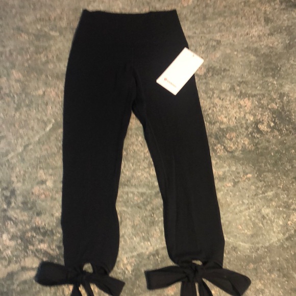 Nwt Lululemon Align Hr Crop 2 Love Knot 